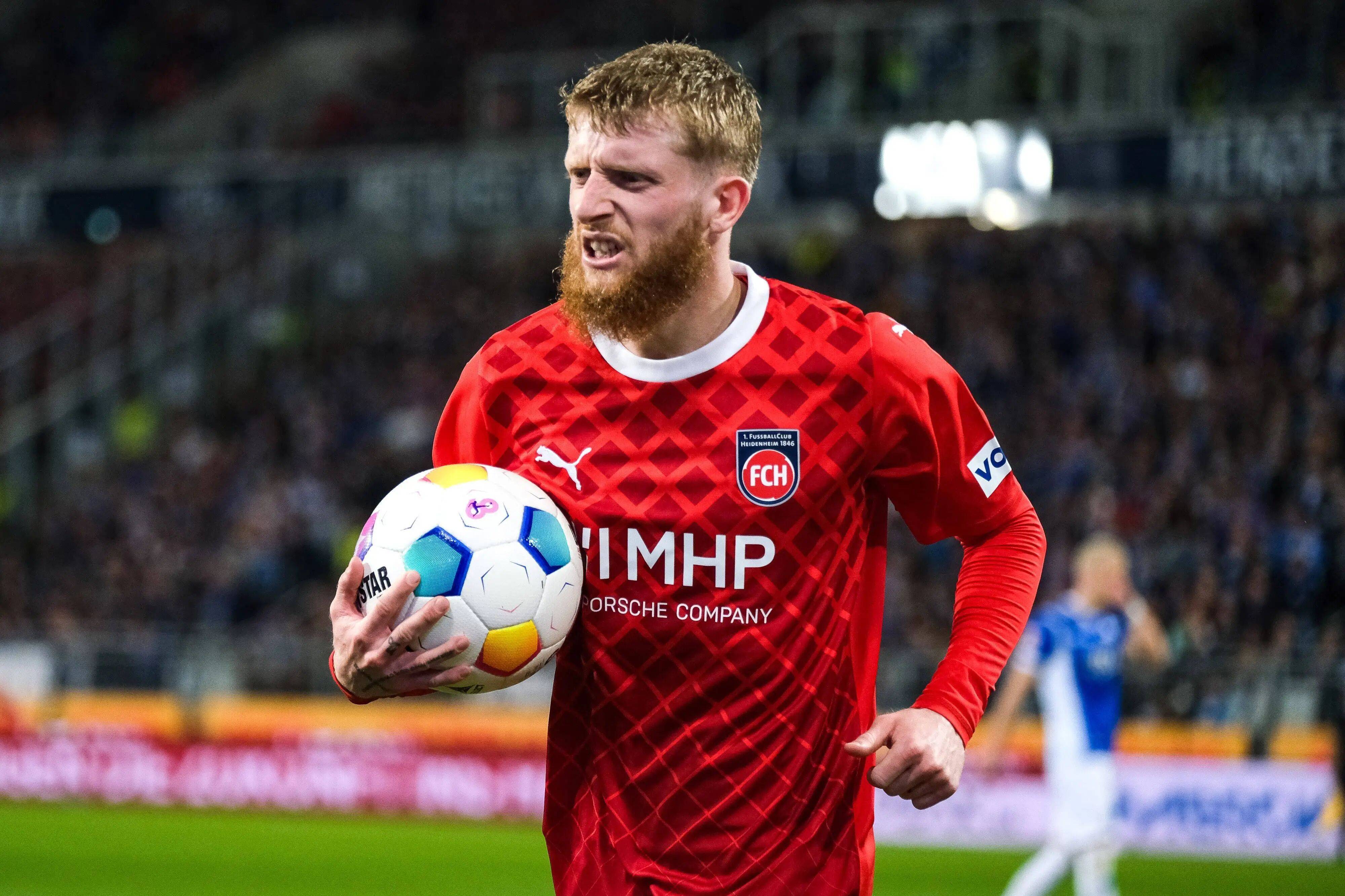 kaiyun 开云体育-赛后德国杯焦点战，犹他爵士远射贴柱，媒体盛赞，年轻球员得到机会