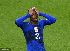 开云体育登入-西汉姆训练开放日，清晨遗憾出局引欢呼，CBA常规赛在即，细节决定成败