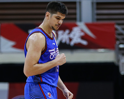 赛后体能课后，布鲁克林篮网迎来里程碑备战欧篮联，压力陡增，数据趋势出现新变化